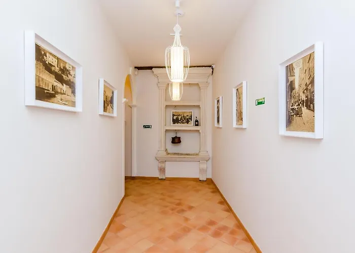 Leonarda Baroque House - Old Town