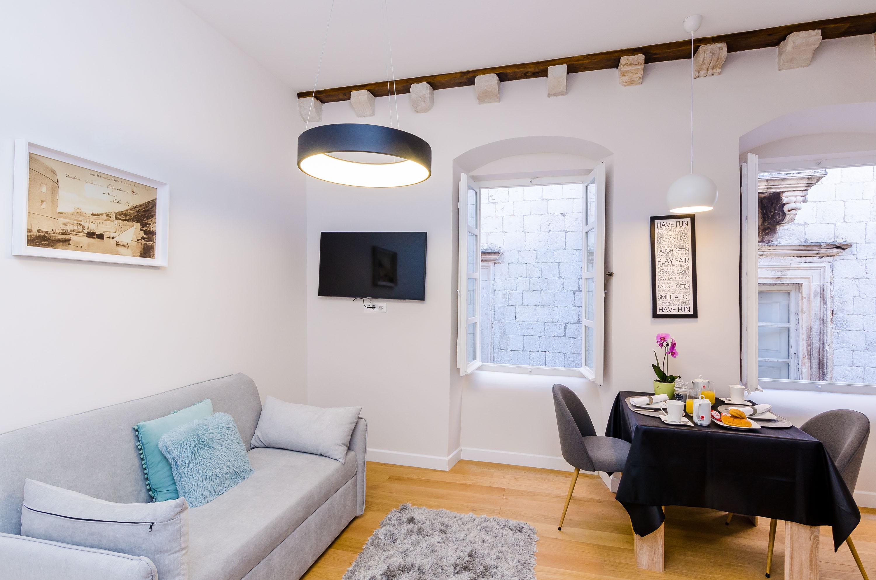 Leonarda Baroque House - Old Town Apartment *